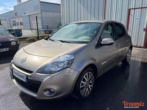 Clio 1.5 DCI 90 ENERGY INITIALE PARIS 2011 occasion 45770 Fleury-les-Aubrais