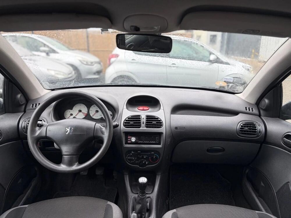 206 1.4 HDI 70 TRENDY 2008 occasion 78630 Orgeval
