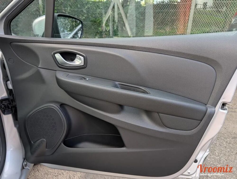 Clio 1.2 75 2017 occasion 29200 BREST