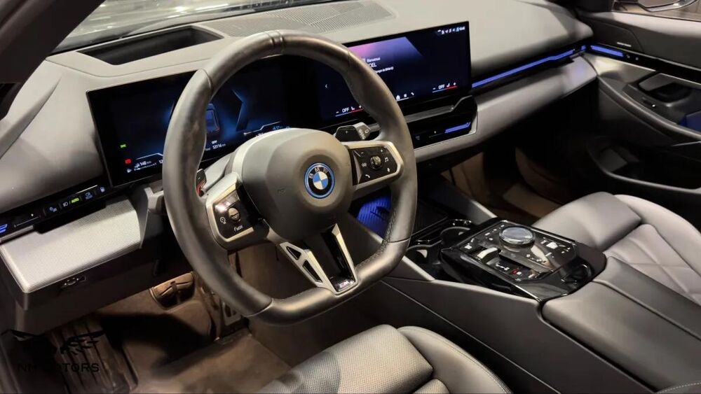 S&eacute;rie 5 TOURING 2.0 530 E 299H 190 PHEV HYBRID 19.4KWH M-SPORT XDRIV 2024 occasion 34130 SAINT-AUNES