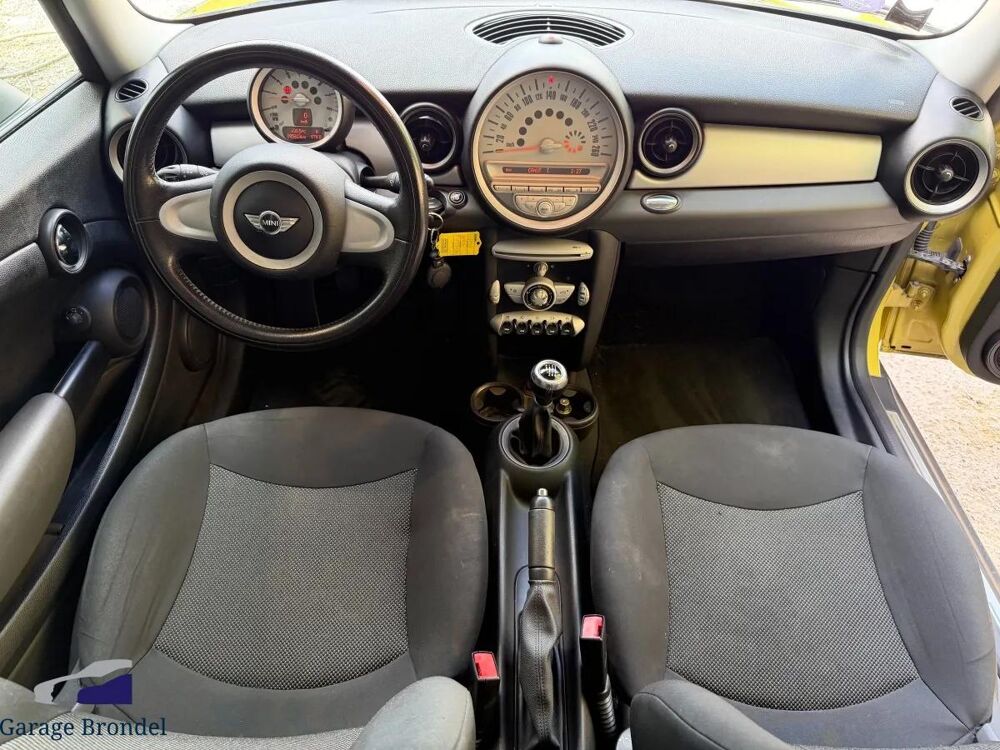 MINI COUPE 2010 occasion 69580 Sathonay-Camp