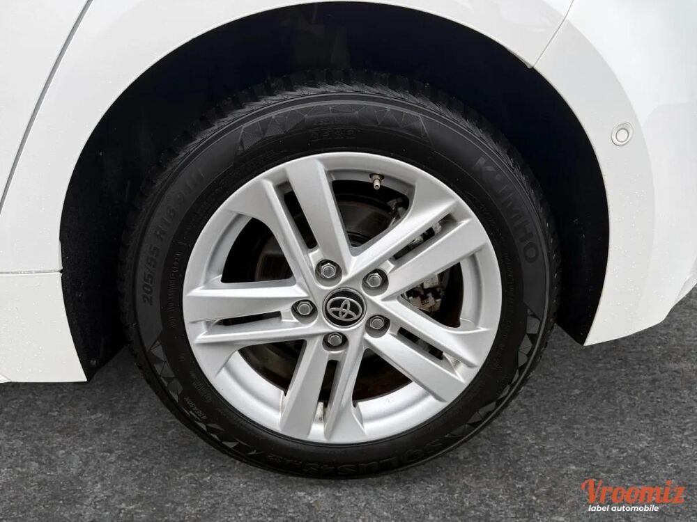 Corolla 1.8 122H 100 HYBRID FULL-HYBRID DYNAMIC BUSINESS BVA 2019 occasion 37510 Ballan-Mir&eacute;