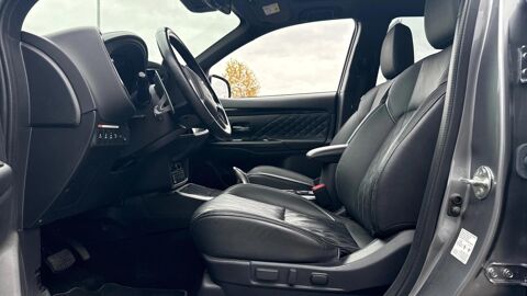 Outlander 2.4 PHEV PHEV Intro Edition 4WD 2020 occasion 60200 Compi&egrave;gne