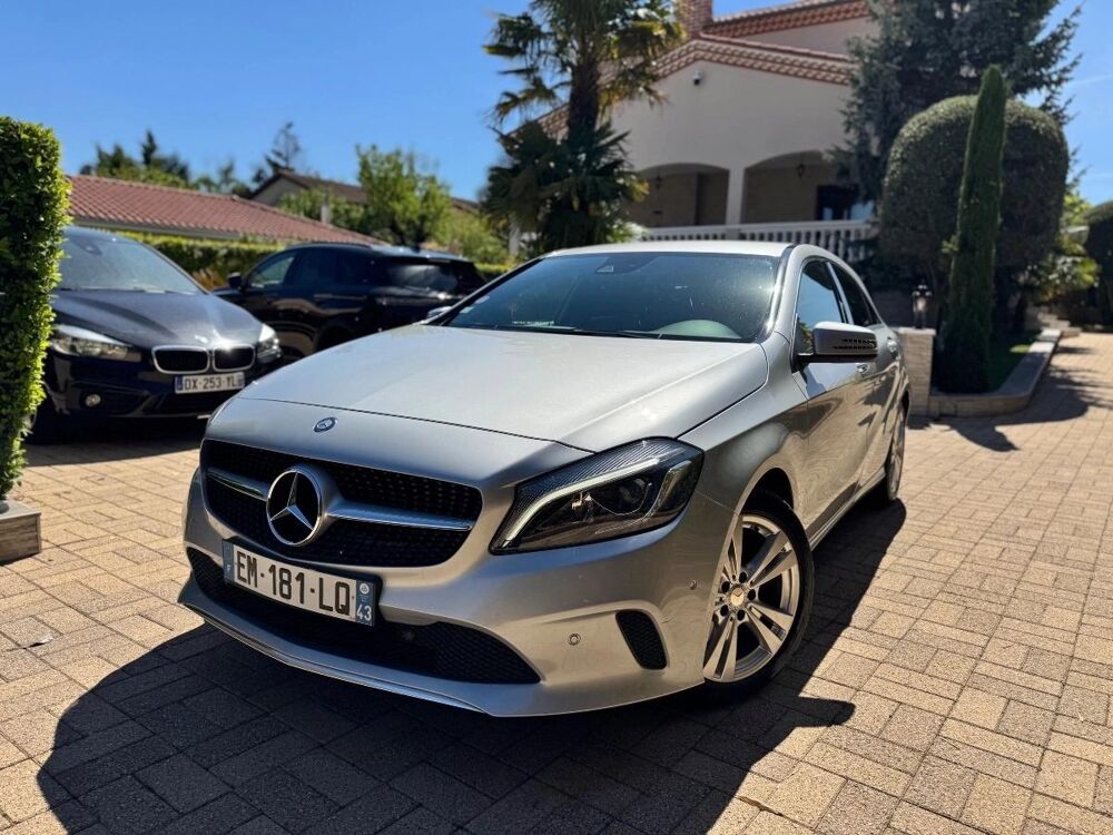 Classe A 1.6 200 155 BLUEEFFICIENCY SENSATION 7G-DCT BVA 2015 occasion 69200 V&eacute;nissieux