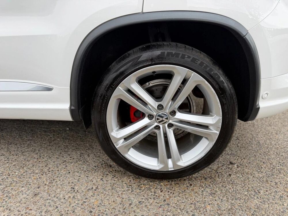 Tiguan 2.0 TDI 175 BLUEMOTION SPORT LINE 4MOTION DSG BVA 2013 occasion 78630 Orgeval