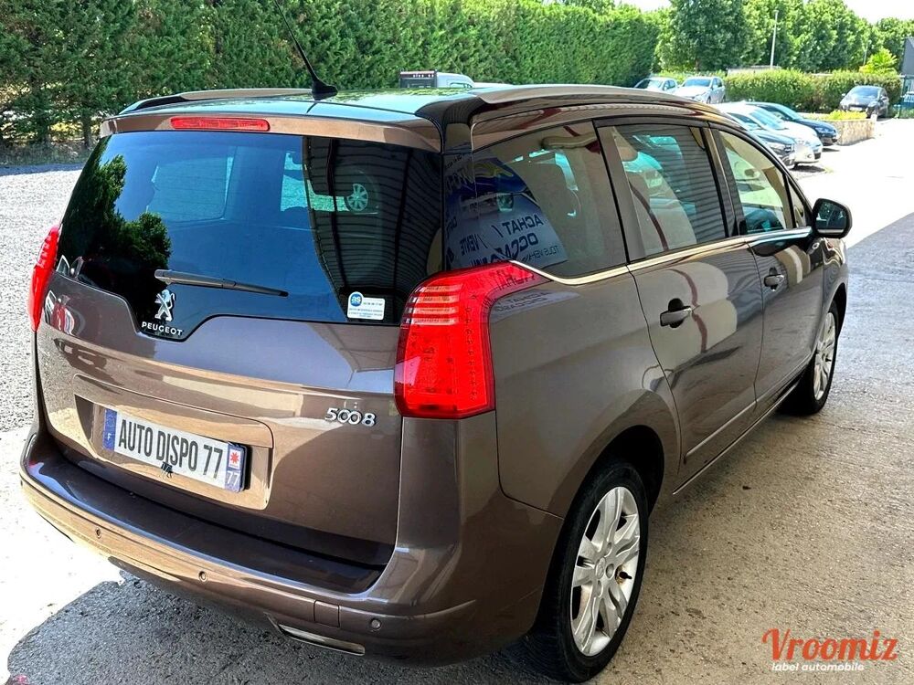 5008 GENERATION-I 1.6 HDI 115 ALLURE 2014 occasion 77250 &Eacute;cuelles