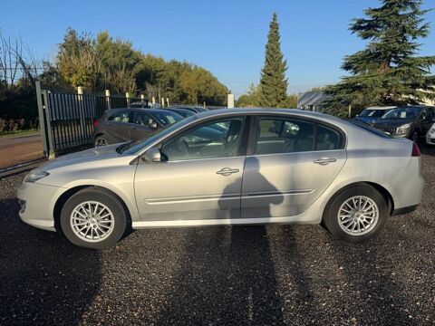 Laguna 1.5 DCI 110 PRIVILEGE 2011 occasion 89340 Villeneuve-la-Guyard
