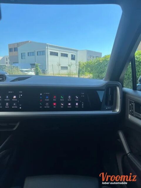 Cayenne 3.0 E-HYBRID 470H 305 PHEV 25.9KWH BVA 2024 occasion 94520 P&eacute;rigny