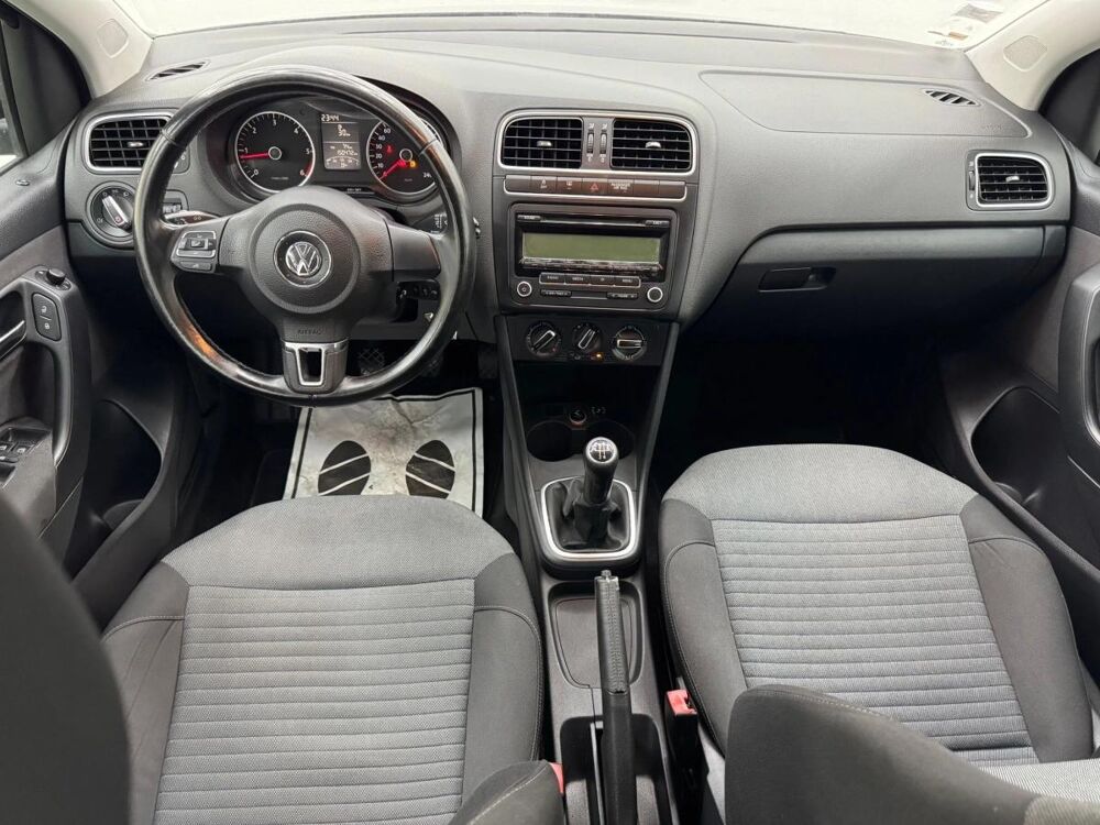 Polo 1.6 TDI 90 CONFORT LINE 2010 occasion 69200 VENISSIEUX