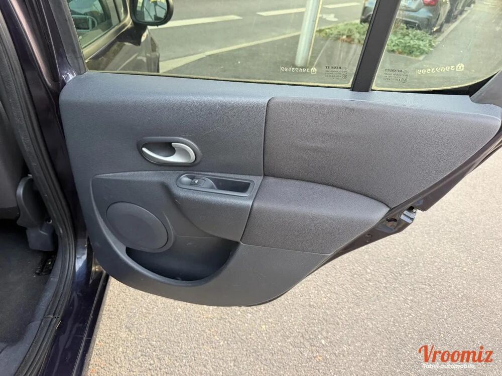 Grand Modus 1.6 111 DYNAMIQUE BVA 2008 occasion 91200 Athis-Mons
