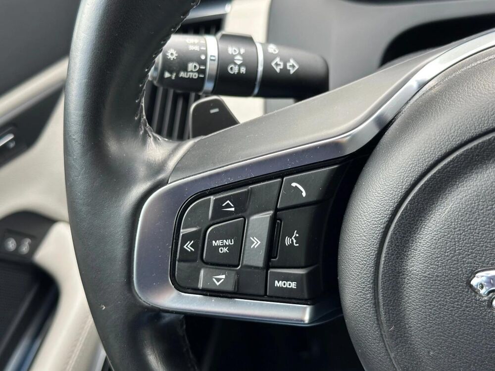 E-PACE 2019 occasion 78420 Carri&egrave;res-sur-Seine
