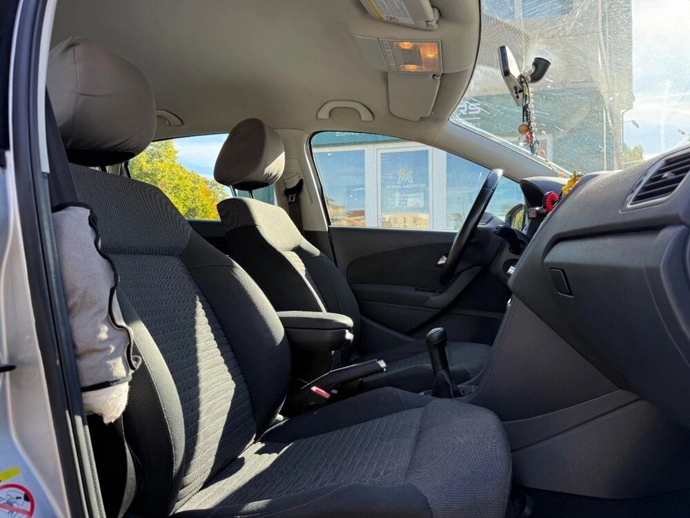 Polo V CONFORTLINE 5 portes 1.6 TDI 16V FAP 90 cv 2010 occasion 78100 SAINT-GERMAIN-EN-LAYE