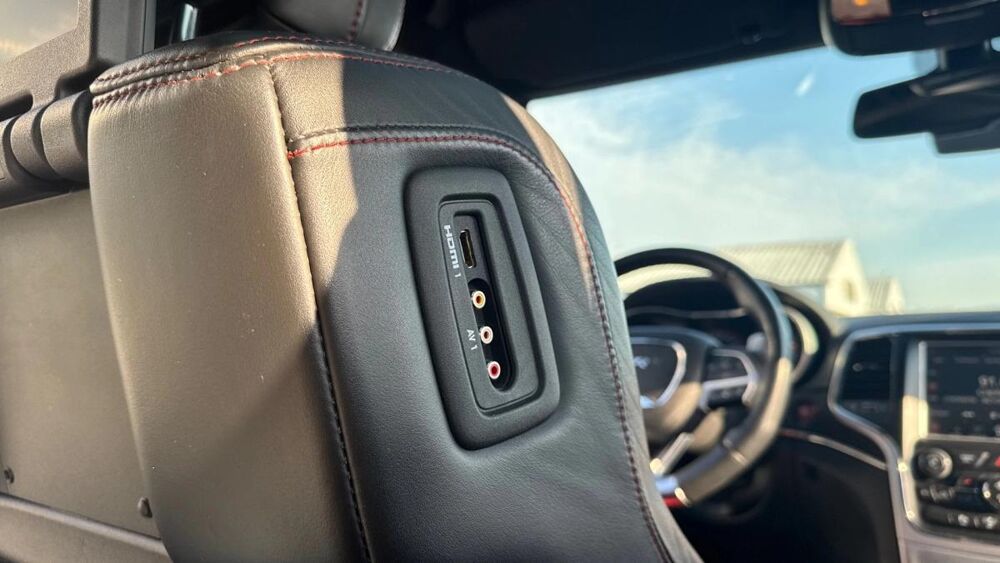 Grand Cherokee SRT 6.4 V8 HEMI 468 ch BVA 4x4 / Toit panoramique / Harman K 2015 occasion 60200 Compi&egrave;gne