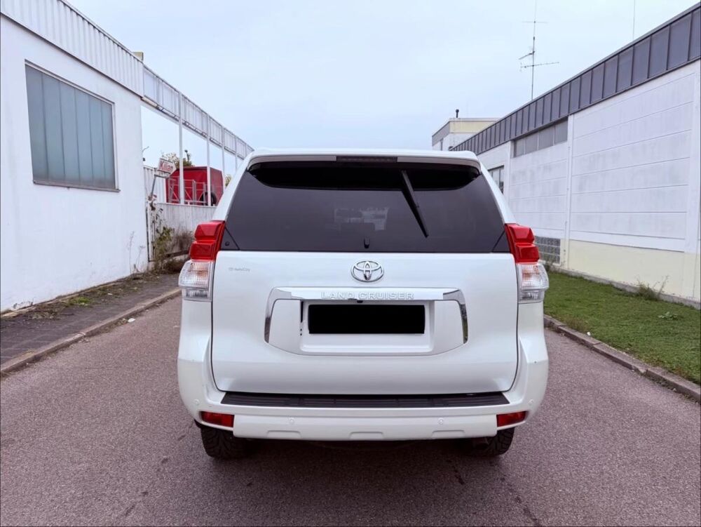 Land Cruiser 3.0 D4D 190 60EME ANNIVERSARY 4X4 BVA 2012 occasion 83260 LA CRAU