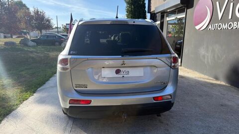 Outlander 2.2 DI-D ClearTec Invite 2WD 2015 occasion 33600 Pessac