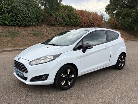 Annonce voiture Ford Fiesta 4990 €