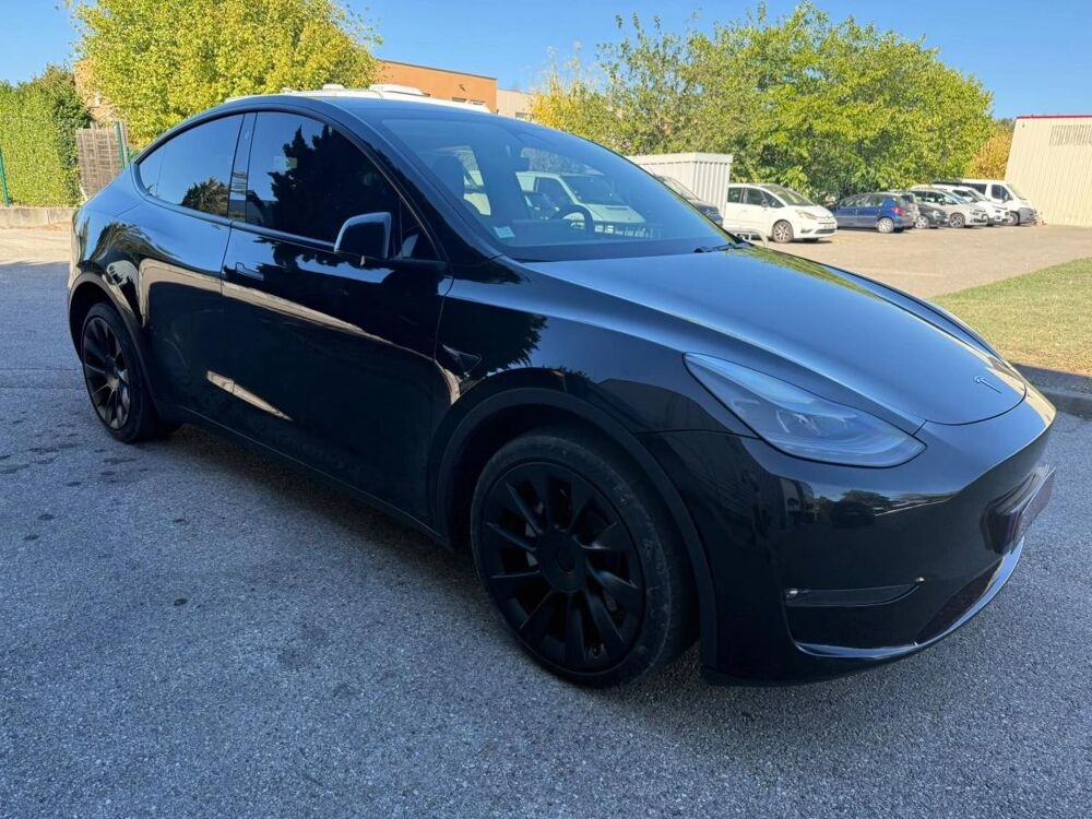 Model Y ELECTRIC 515 211PPM 75KWH GRANDE-AUTONOMIE LAUNCH EDITION DU 2024 occasion 69800 Saint-Priest