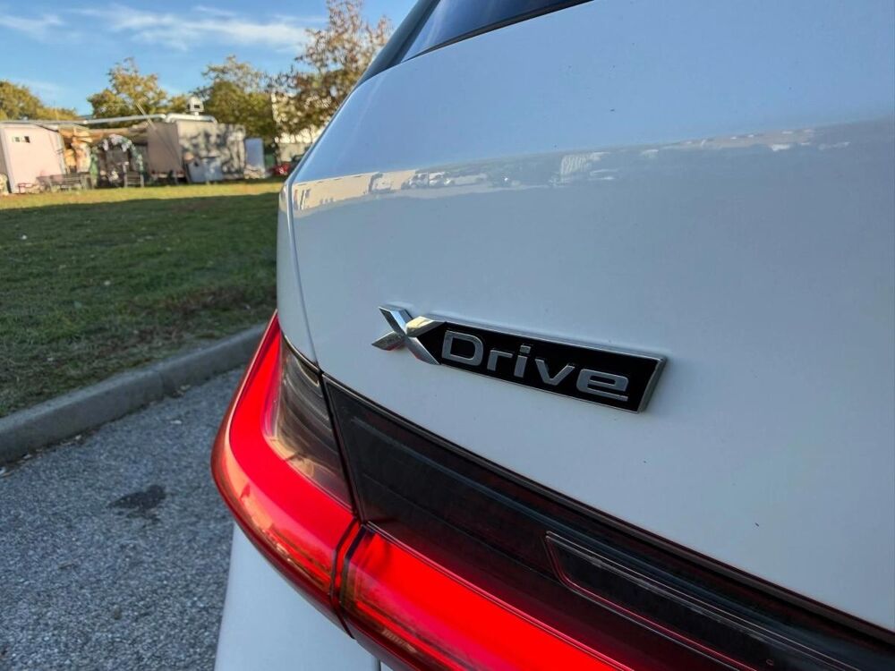 S&eacute;rie 3 TOURING 2.0 320 D 190 MHEV HYBRID 48VOLT EDITION SPORT XDRIV 2021 occasion 69800 Saint-Priest