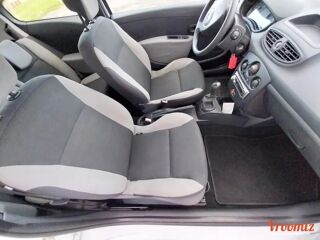 Clio 2010 occasion 63300 Thiers