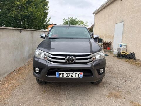 Hilux DOUBLE CABINE 2.4 D4D 150 LOUNGE 4X4 BVA 2018 occasion 31600 LHERM