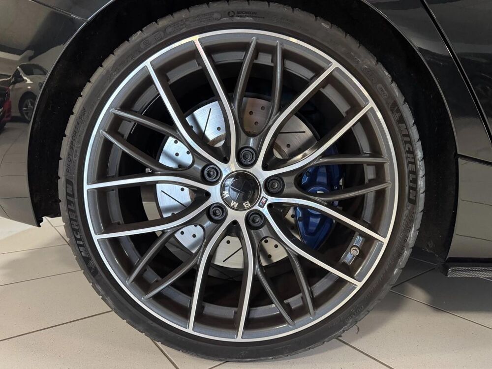 S&eacute;rie 1 3.0 I 340 PERFORMANCE XDRIVE BVA 2018 occasion 69330 Pusignan