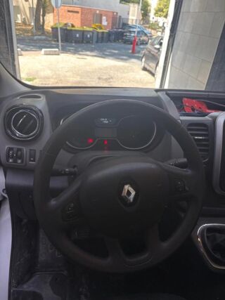 Trafic FOURGON 1.6 DCI 95 1T2 L1H1 GRAND-CONFORT START-STOP 2017 occasion 91250 SAINTRY-SUR-SEINE