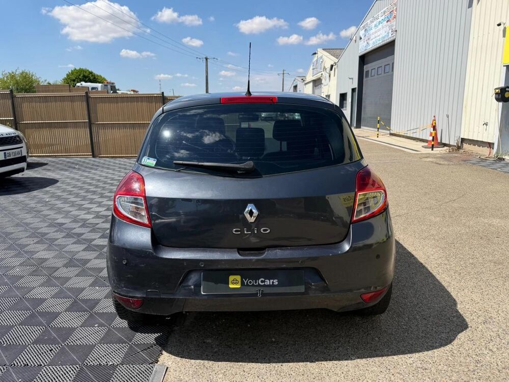 Clio 1.5 DCI 85 CONFORT PACK EXPRESSION CLIM 2006 occasion 78630 Orgeval