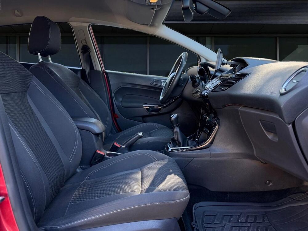 Fiesta 1.0 T ECOBOOST 100 TITANIUM SE 2017 occasion 34140 M&egrave;ze