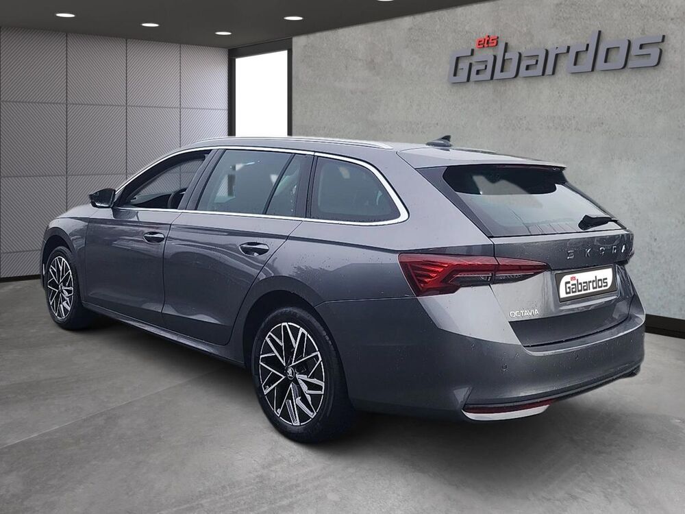 Octavia 2025 occasion 16100 Ch&acirc;teaubernard