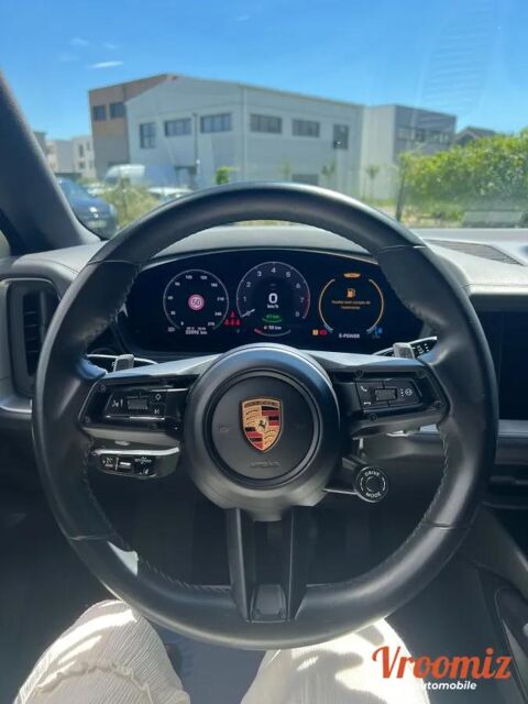 Cayenne 3.0 E-HYBRID 470H 305 PHEV 25.9KWH BVA 2024 occasion 94520 P&eacute;rigny