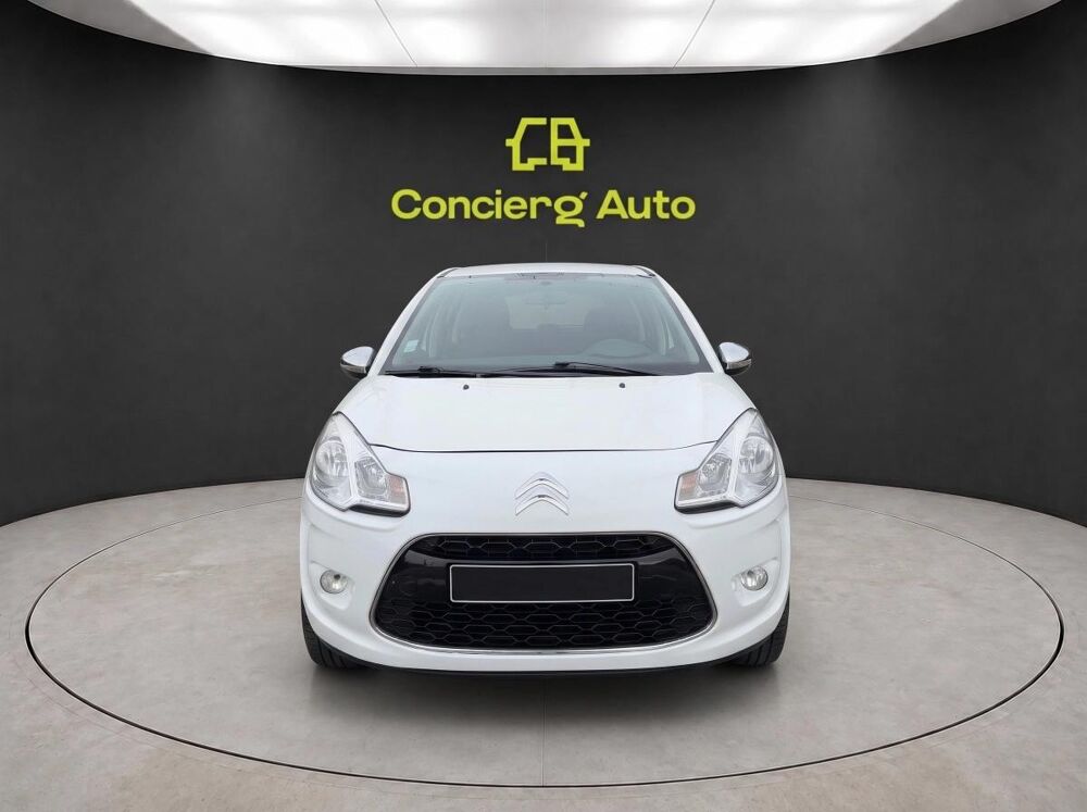 C3 GENERATION-II 1.6 E-HDI 90 CONFORT 2011 occasion 69700 Givors