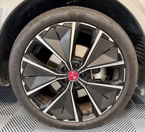 300 1.6 225H 180 PHEV HYBRID 13.2KWH PERFORMANCE LINE PLUS EAT B 2022 occasion 78410 Aubergenville