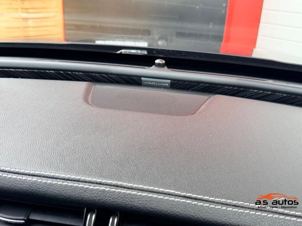 XF 3.0 D300 300 R-SPORT BVA 2018 occasion 67240 BISCHWILLER