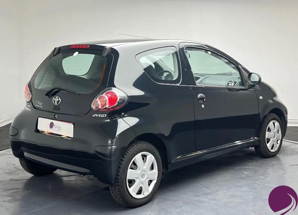 Aygo 1.0 VVTI 68 ch - Suivi Toyota 2011 occasion 59169 F&eacute;rin