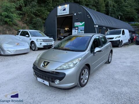 Peugeot 207 1.6i 120cv 2&egrave;me Main Feline