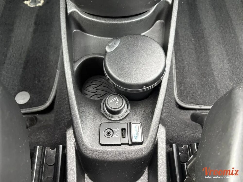 Ypsilon III 1.2 8V 69 STOP&START PLATINUM 2011 occasion 95480 Pierrelaye