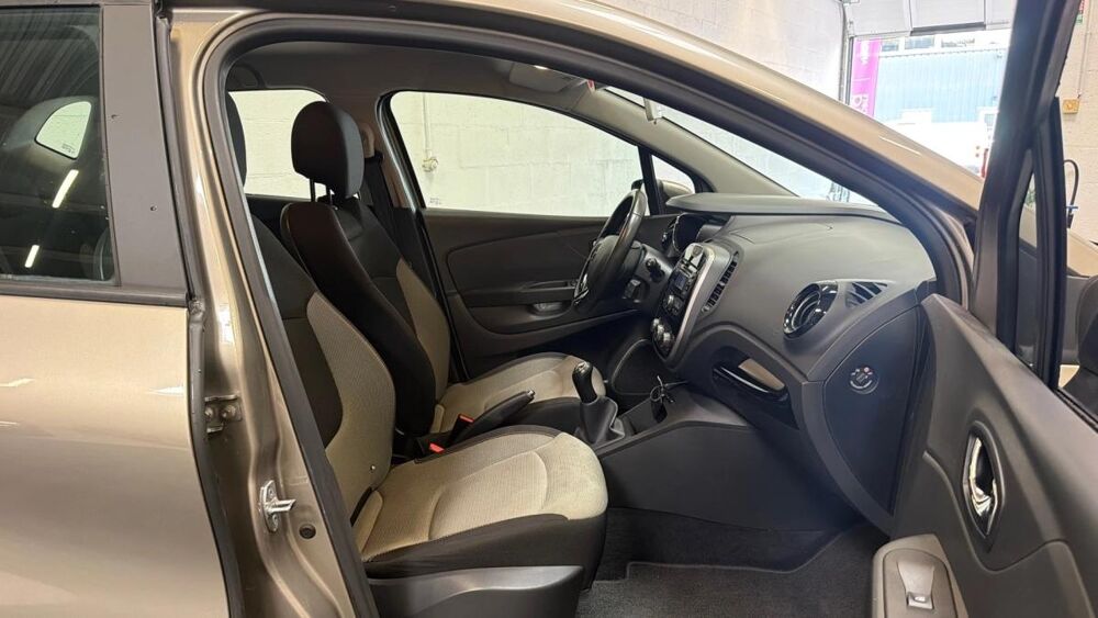 Captur DCI 90 Zen / 1&egrave;re Main 2014 occasion 91380 Chilly-Mazarin