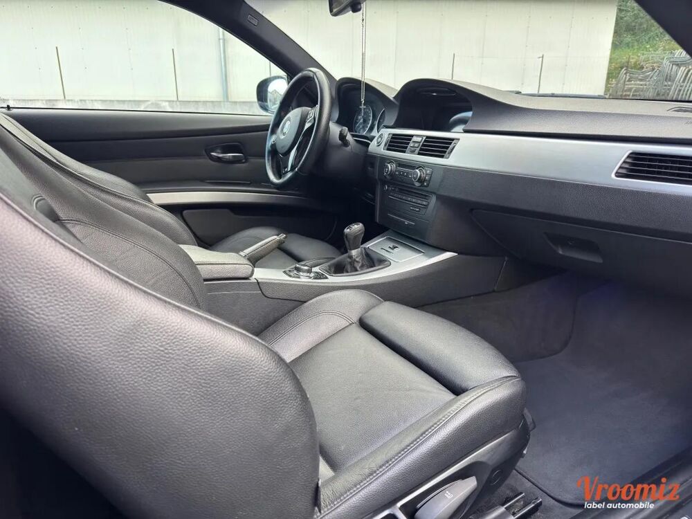 S&eacute;rie 3 COUPE 2.0 320 D 175 SPORT DESIGN 2011 occasion 64110 Maz&egrave;res-Lezons