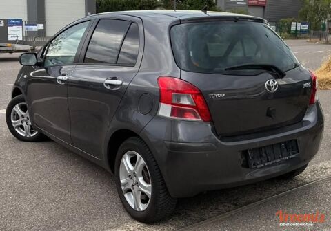 Yaris 1.3 VVTI 100 DYNAMIC 2011 occasion 69680 CHASSIEU