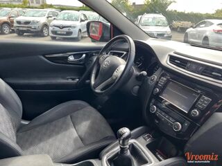 Qashqai GENERATION-II 1.2 DIGT 115 BUSINESS EDITION 2WD 2015 occasion 41000 Blois