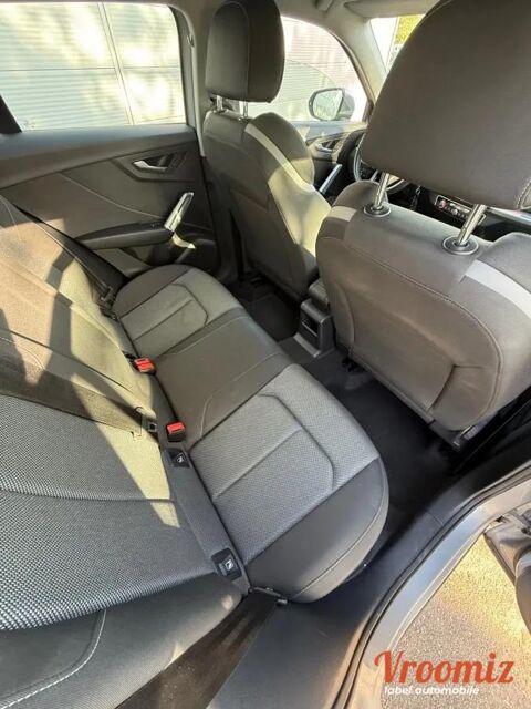 Q2 1.4 TFSI COD 150 BUSINESS LINE S-TRONIC BVA 2017 occasion 94520 P&eacute;rigny