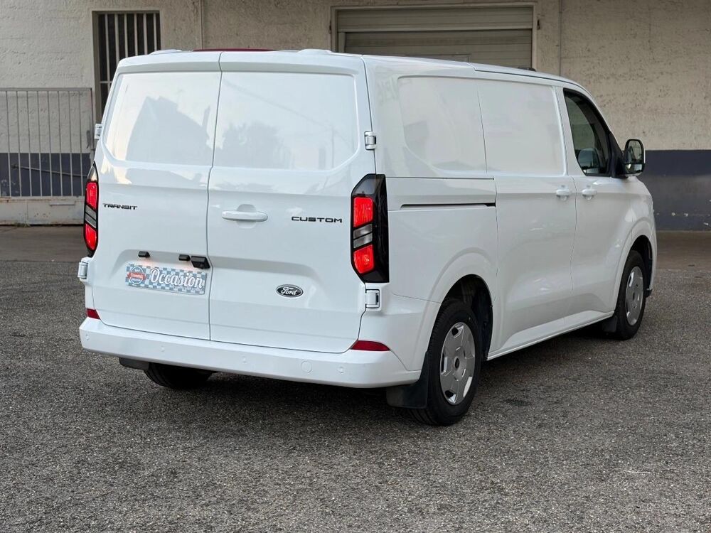 Transit Custom FOURGON 280 2.0 ECOBLUE 110 L1H1 COURT PC-TN TREND 2024 occasion 69003 LYON