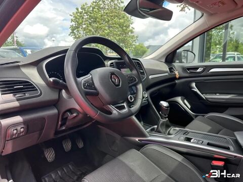 M&eacute;gane ESTATE 1.3 TCE 140 BUSINESS INTENS 2022 occasion 33980 Audenge