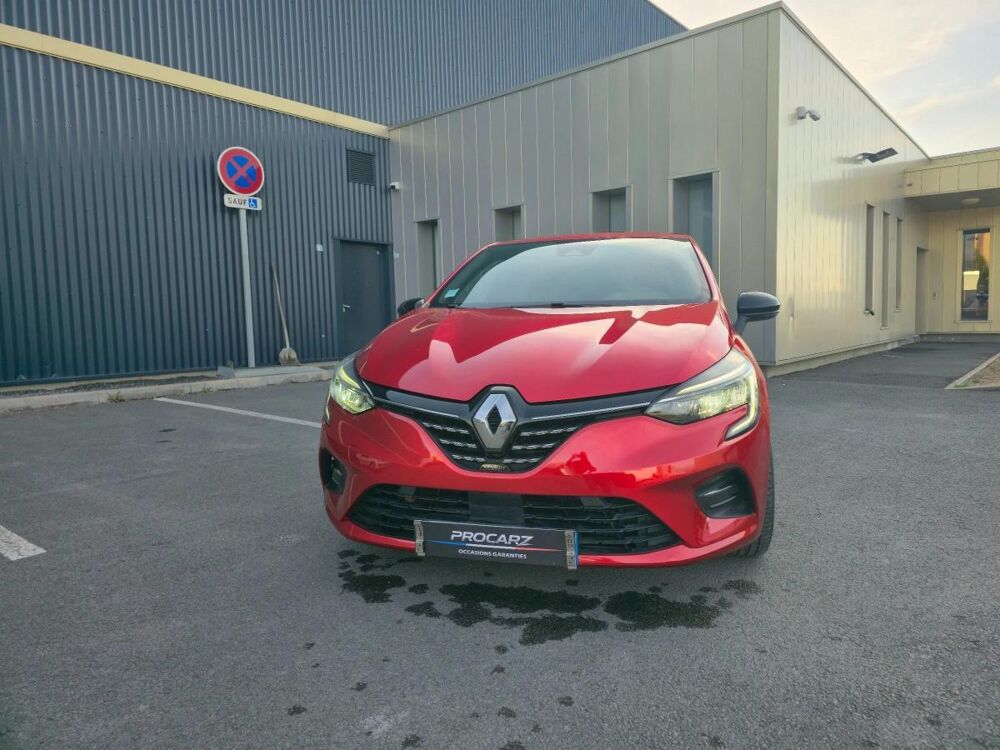 Clio 1.6 E-TECH 145H 95 HYBRID FULL-HYBRID 1.2KWH TECHNO BVA 2023 occasion 51420 CERNAY-LES-REIMS