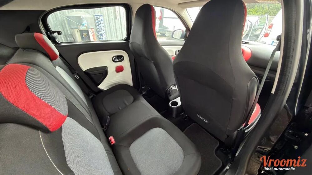 Twingo 0.9 TCE 90CV ENERGY ZEN DECAPOTABLE 2016 occasion 31490 LEGUEVIN