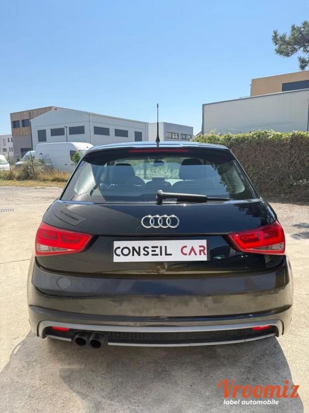 A1 SPORTBACK 1.4 TFSI 120 S-LINE S-TRONIC BVA 2014 occasion 94520 P&eacute;rigny