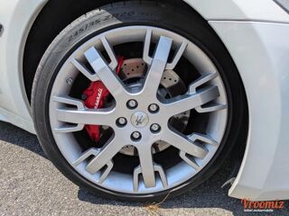 Granturismo 2012 occasion 64110 Maz&egrave;res-Lezons