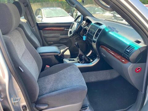 Land Cruiser 3.0 D4D 165 VXE 4X4 BVA 2005 occasion 84320 ENTRAIGUES-SUR-LA-SORGUE