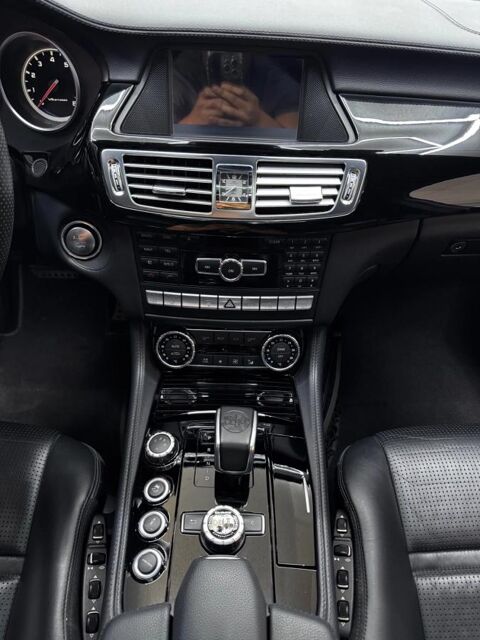 Classe CLS 5.5 63 525 AMG BVA 2012 occasion 87280 LIMOGES