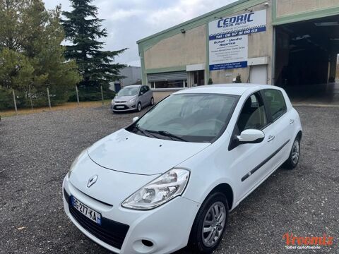 Renault Clio 1.5 DCI 70 EXPRESSION CLIM 2011 occasion Villeneuve-la-Guyard 89340